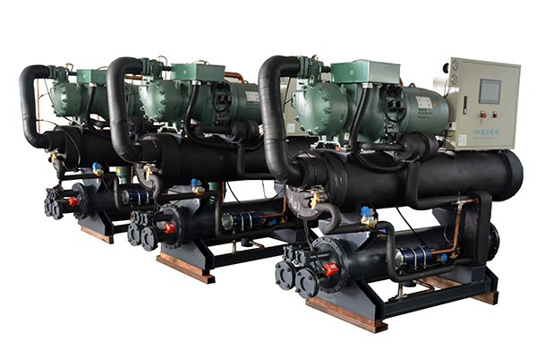 滑雪場專用冷凍機(jī)